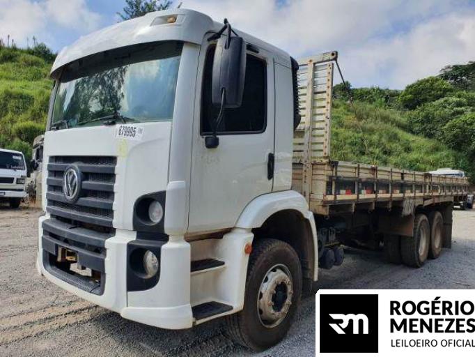 VOLKSWAGEN CONSTELLATION 15/15