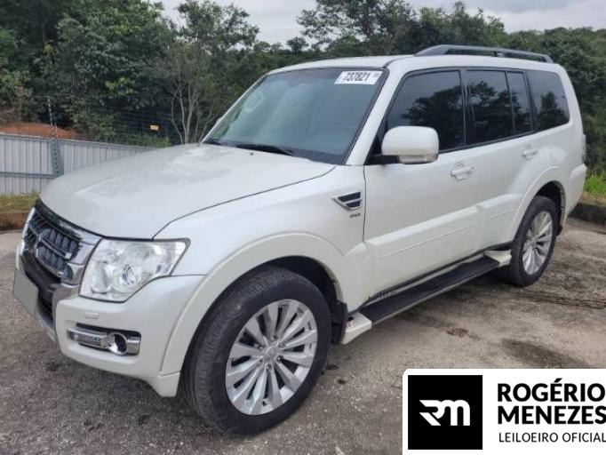MITSUBISHI PAJERO FULL 18/19