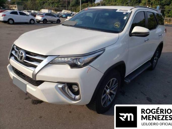 TOYOTA HILUX SW4 18/19